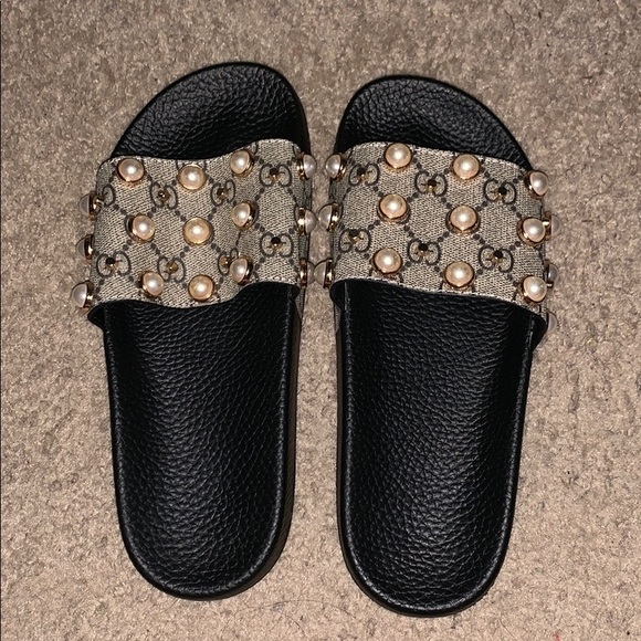 gucci pursuit pearl slides
